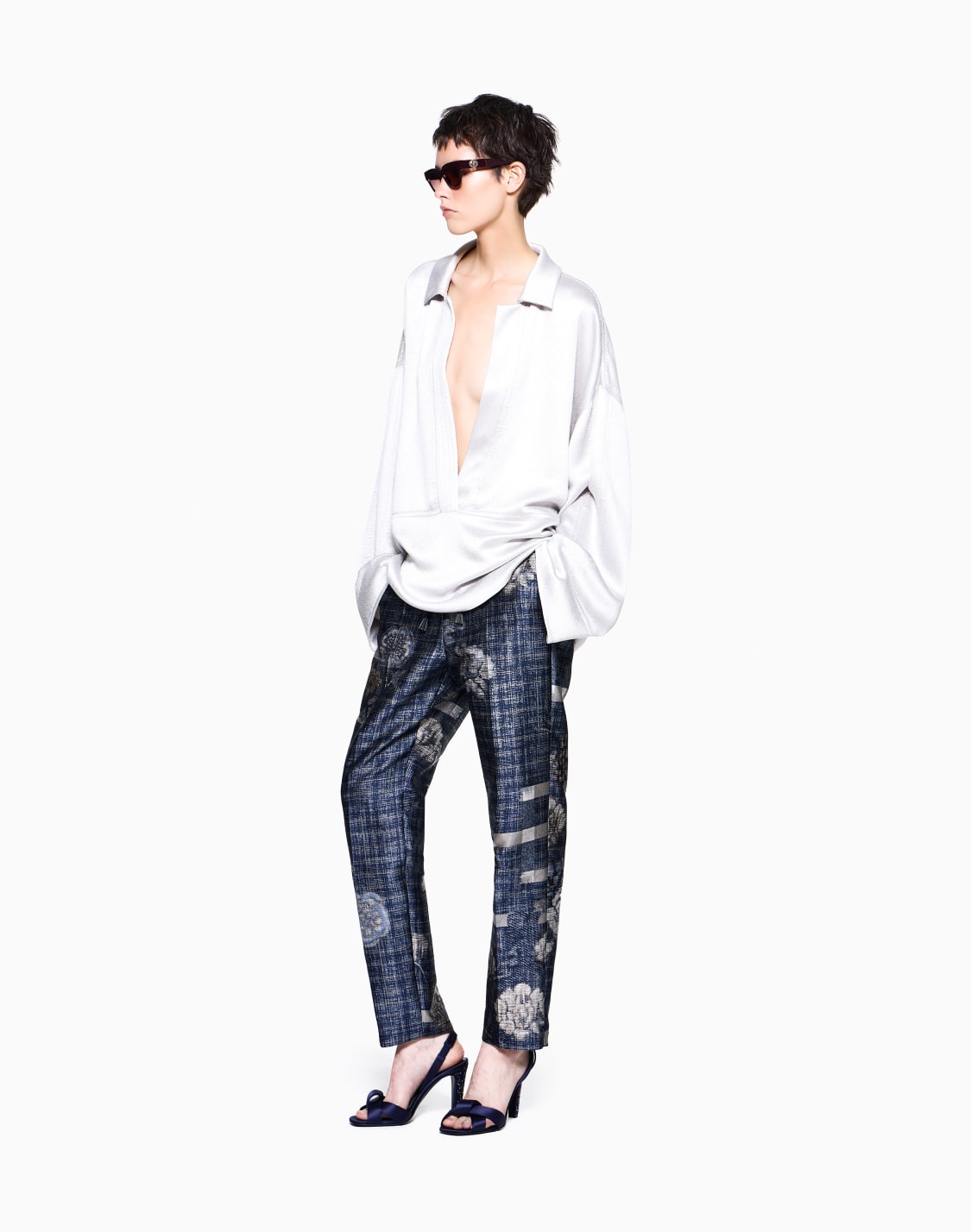 pantaloni-in-jacquard-misto-seta-con-motivo-floreale-blu--giorgio-armani