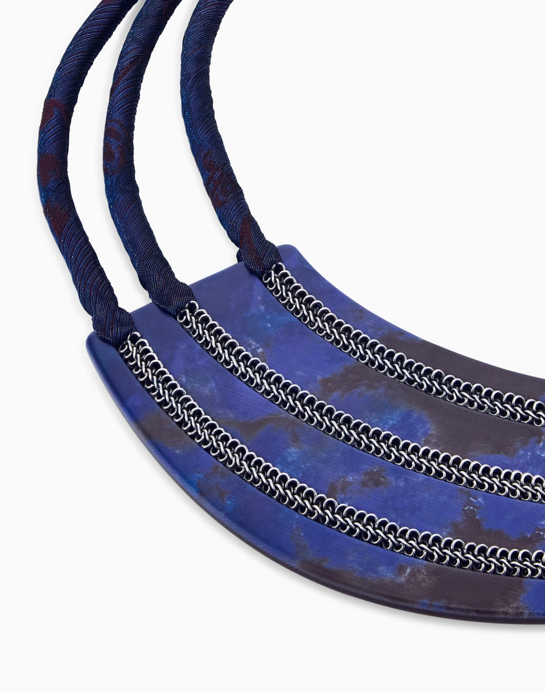colliers-bleu--giorgio-armani