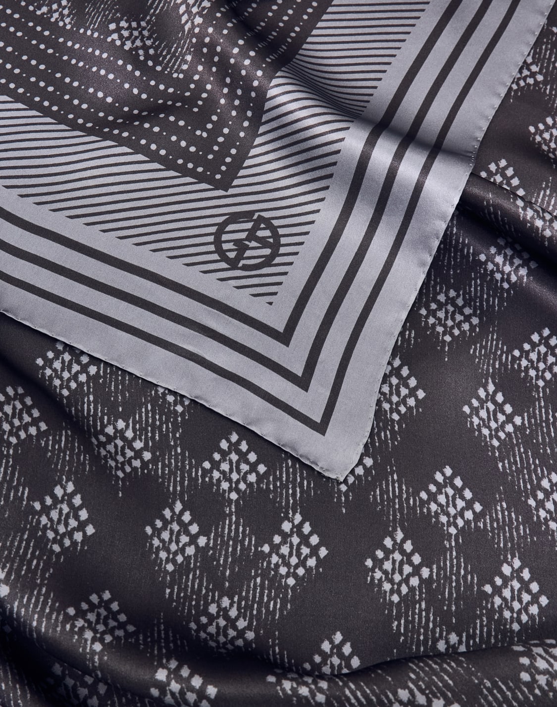 foulards-grey--giorgio-armani