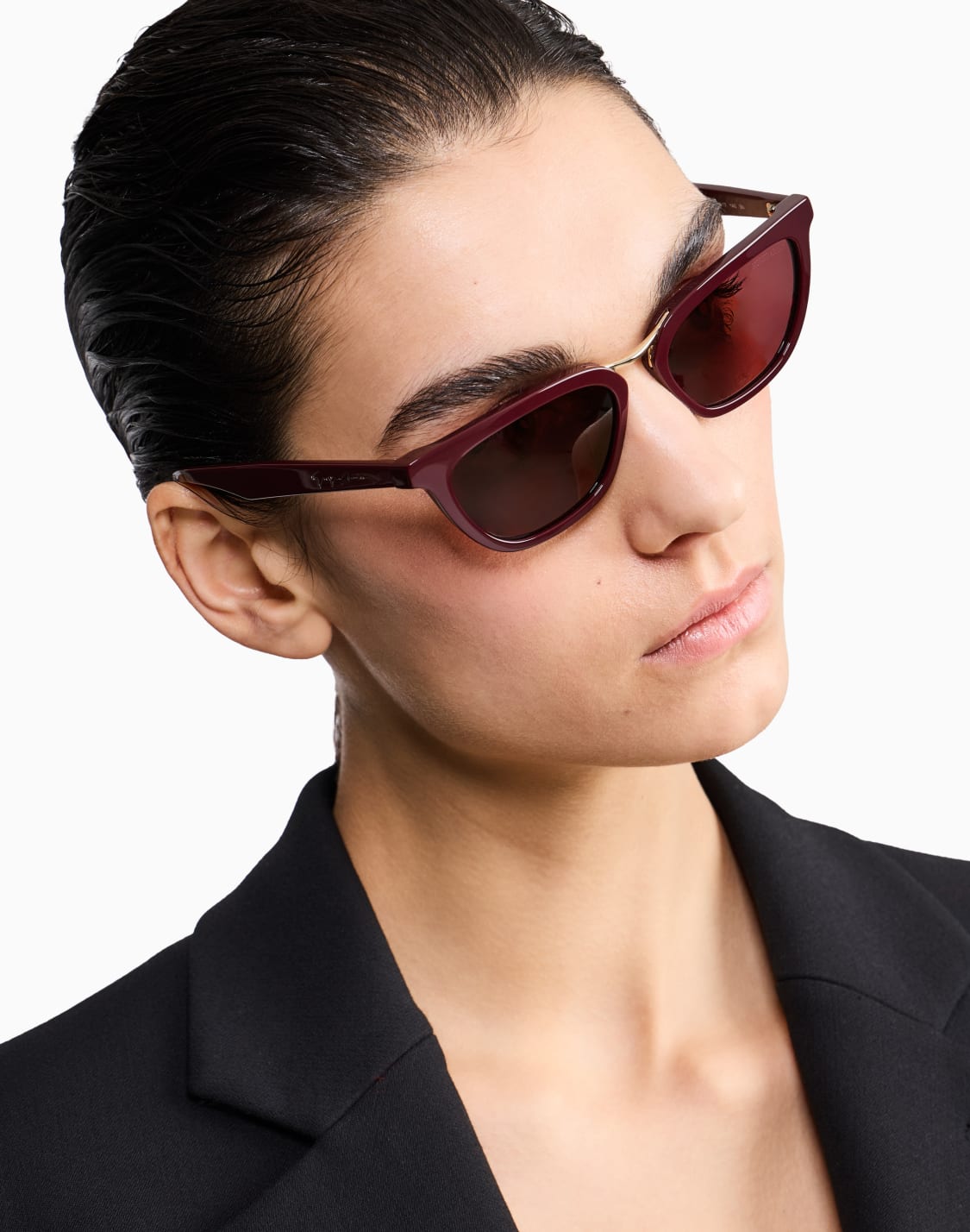 occhiali-da-sole-da-donna-forma-butterfly-bordeaux--giorgio-armani