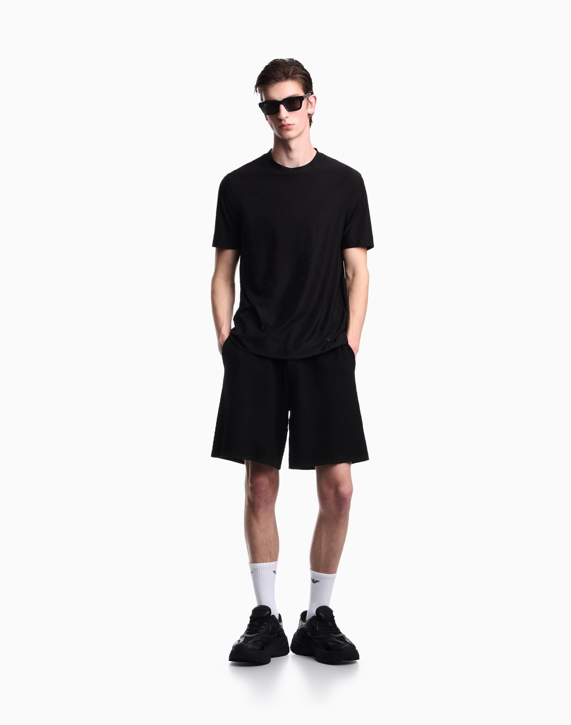 tシャツ-ジャカドジャジ-オルオバモチフ-ブラック--emporio-armani