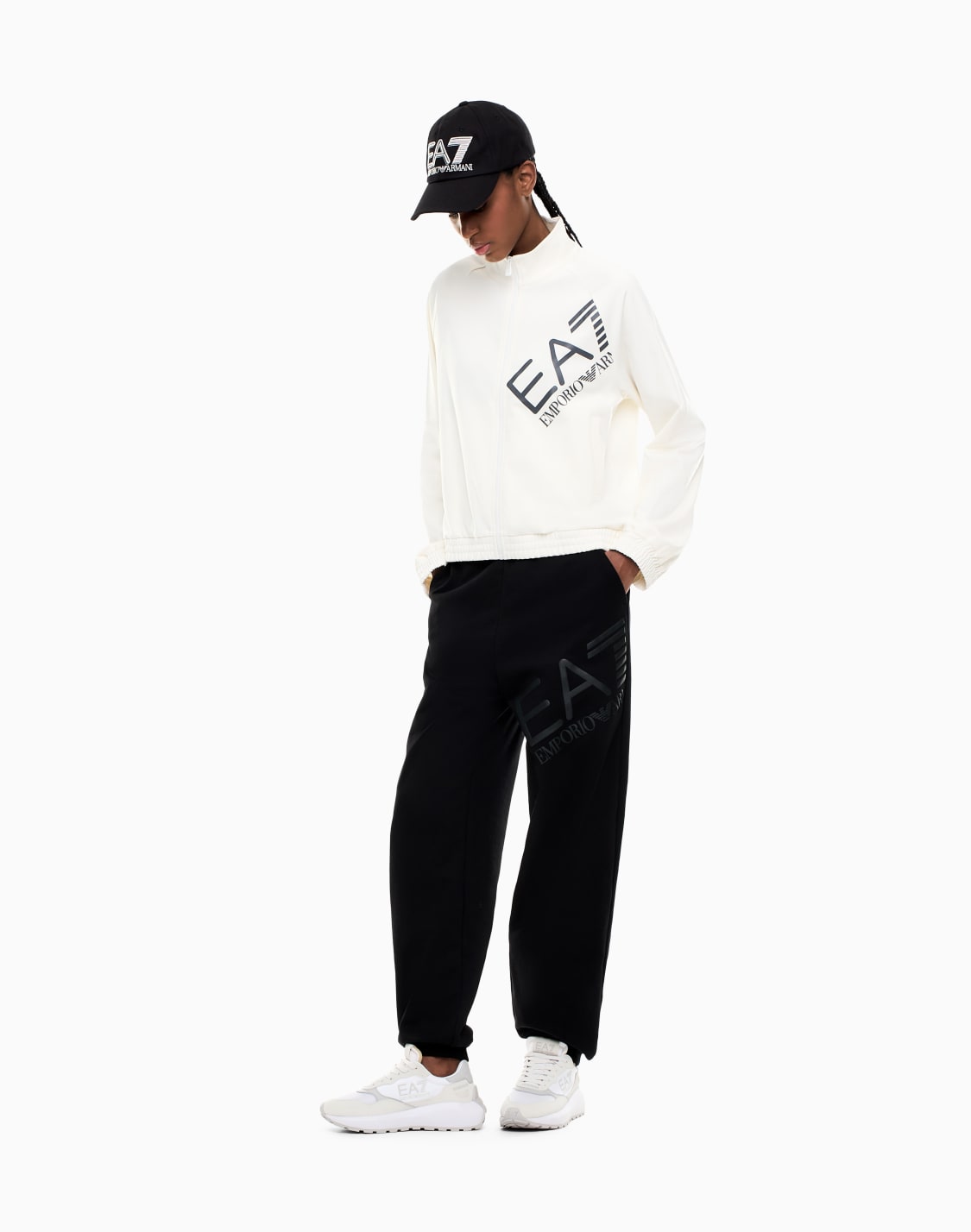 logo-series-jersey-joggers-black--ea7