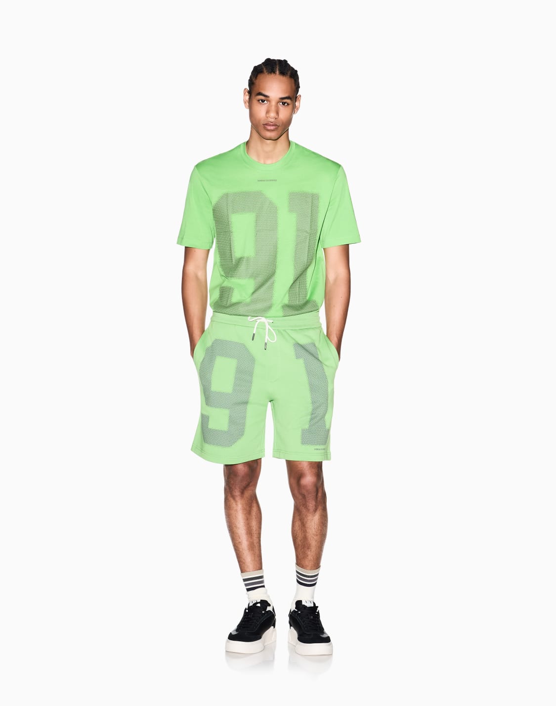 91ロゴ-レギュラプラスフィット-半袖クルネックtシャツ-グリン--armani-exchange