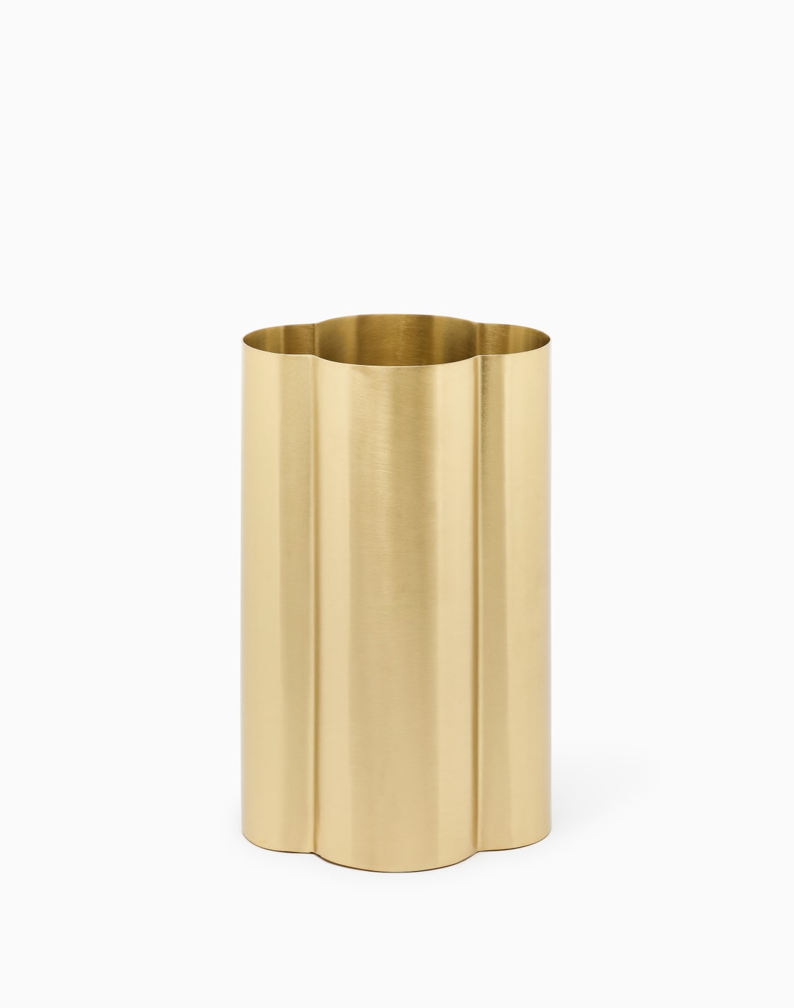 moveベス-ゴルド--armani-casa