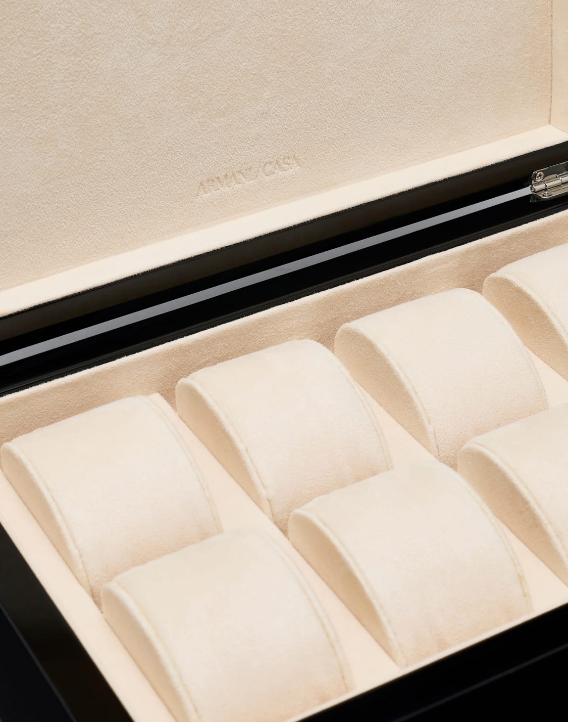 teoria-watch-case-with-mother-of-pearl-decoration-black--armani-casa