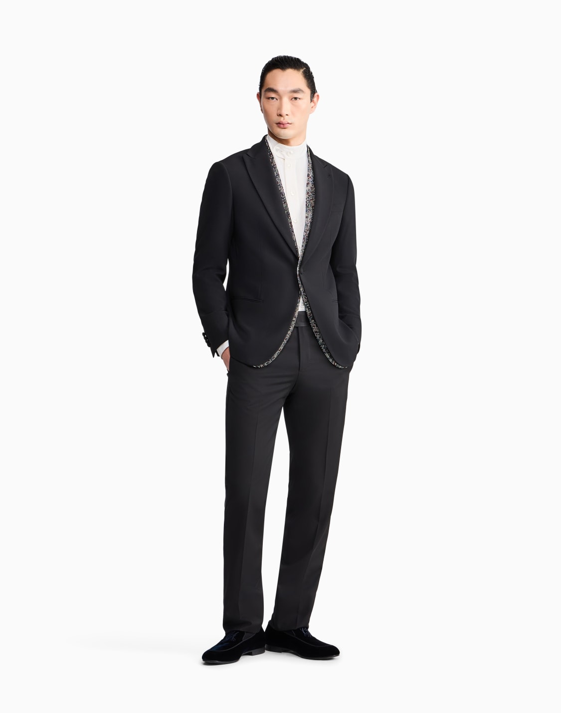 veste-de-smoking-gamme-soho-simple-boutonnage-en-crpe-de-laine-noir--giorgio-armani