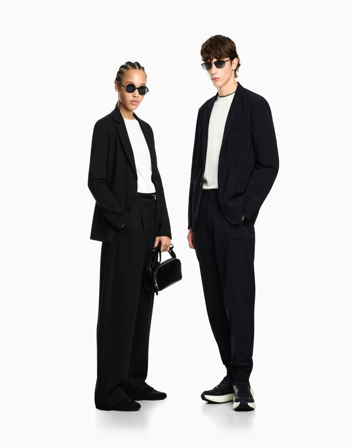 trousers-travel-essential-pleated-wide-leg-in-viscose-jersey-black--emporio-armani
