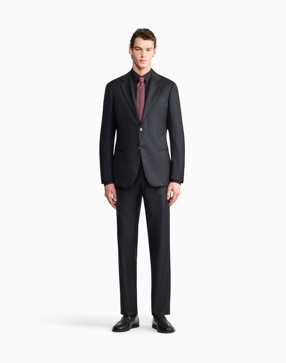 costume-simple-boutonnage-gamme-soho-en-laine-et-cachemire-noir--giorgio-armani
