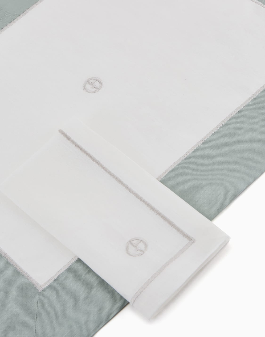 victoria-placemat-and-napkin-set-multicolored--armani-casa