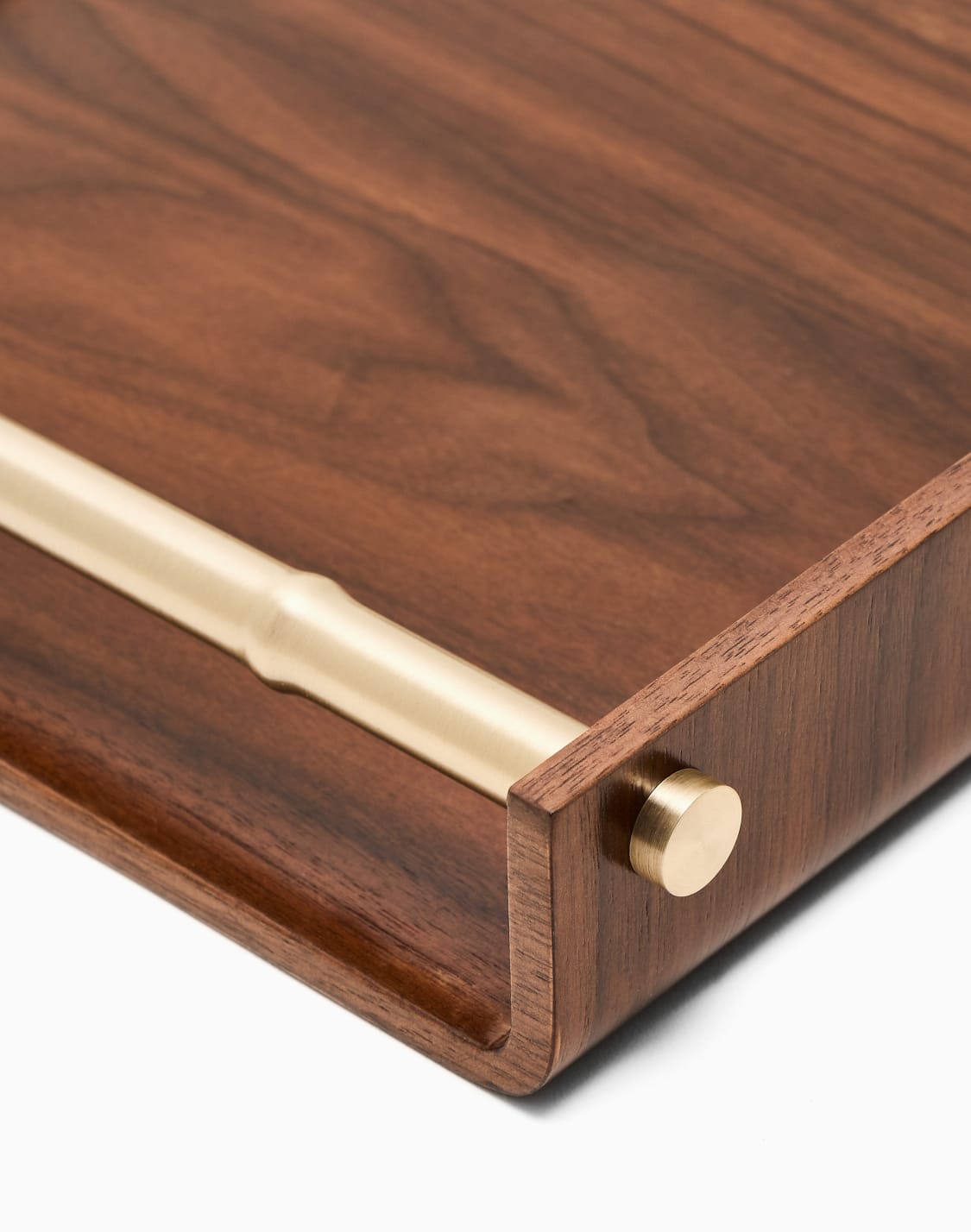 vento-canaletto-walnut-tray-with-bamboo-metal-handles-brown--armani-casa