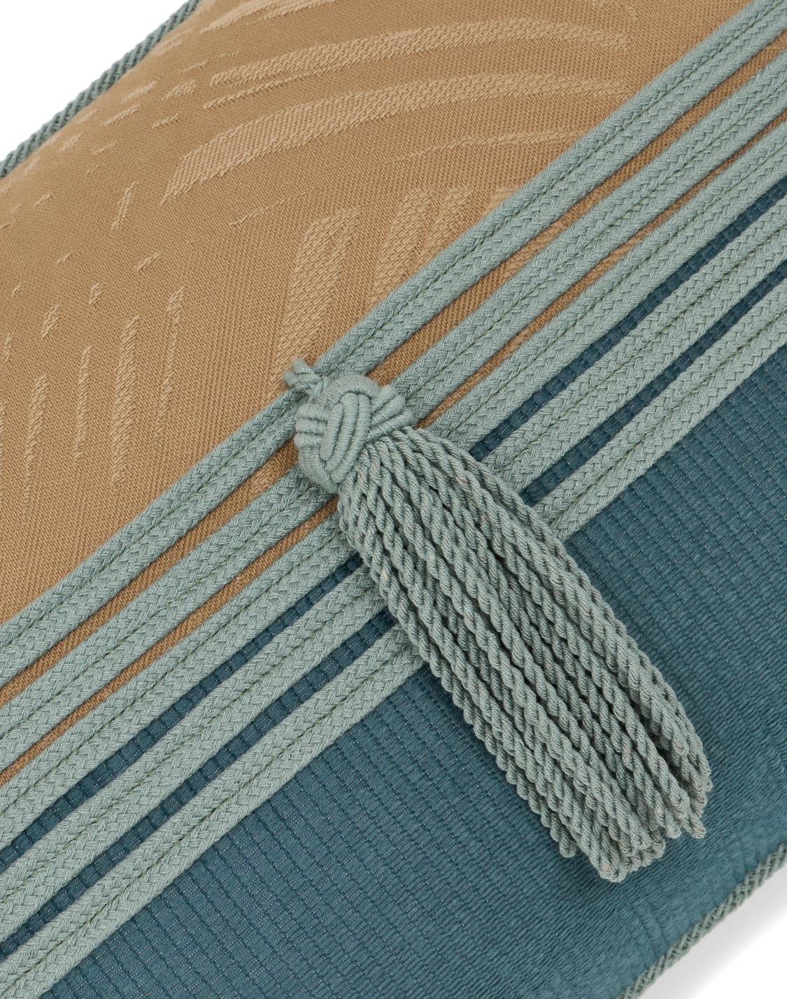 tabah-outdoor-cushion-multicolored--armani-casa