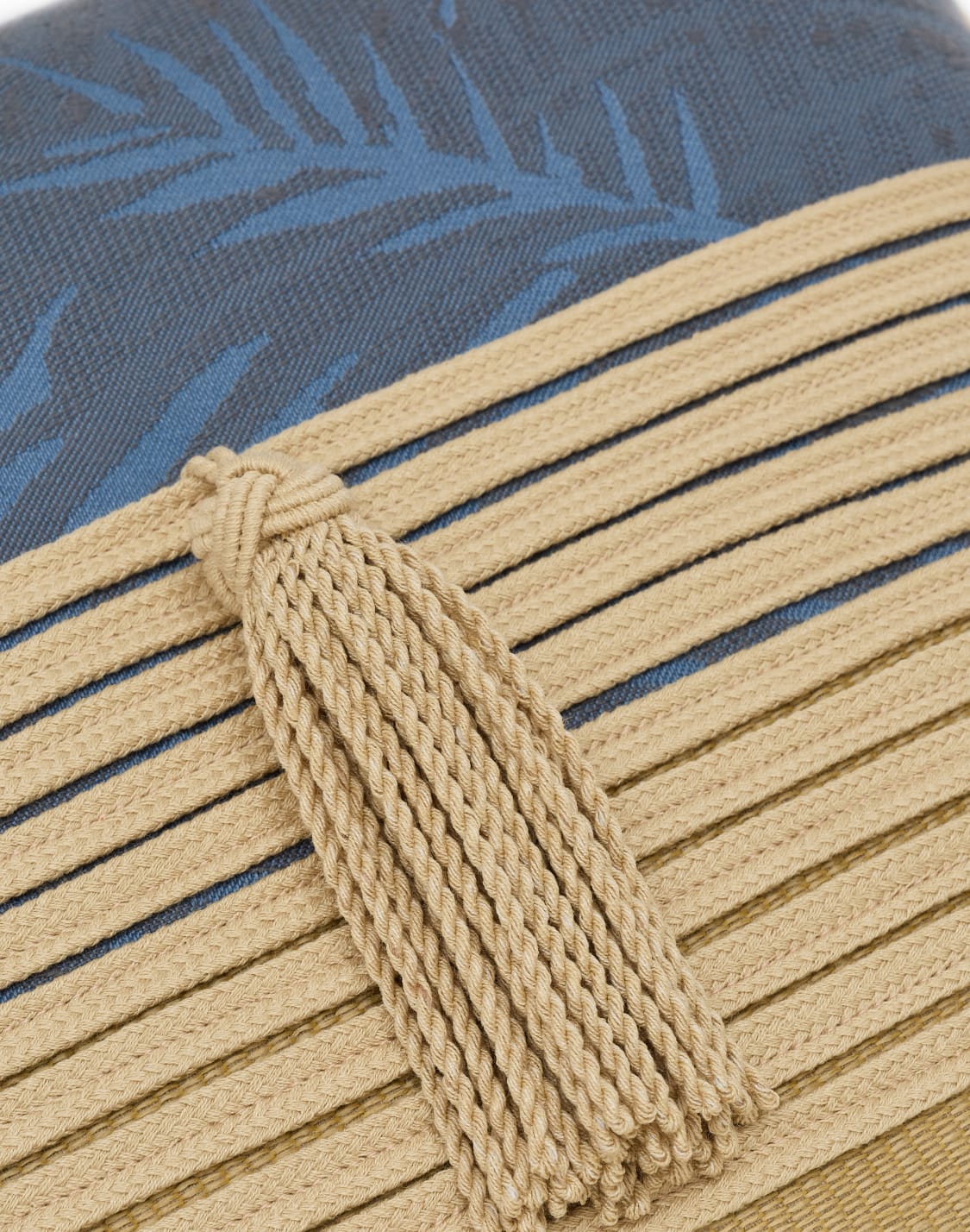 tabah-outdoor-cushion-multicolored--armani-casa