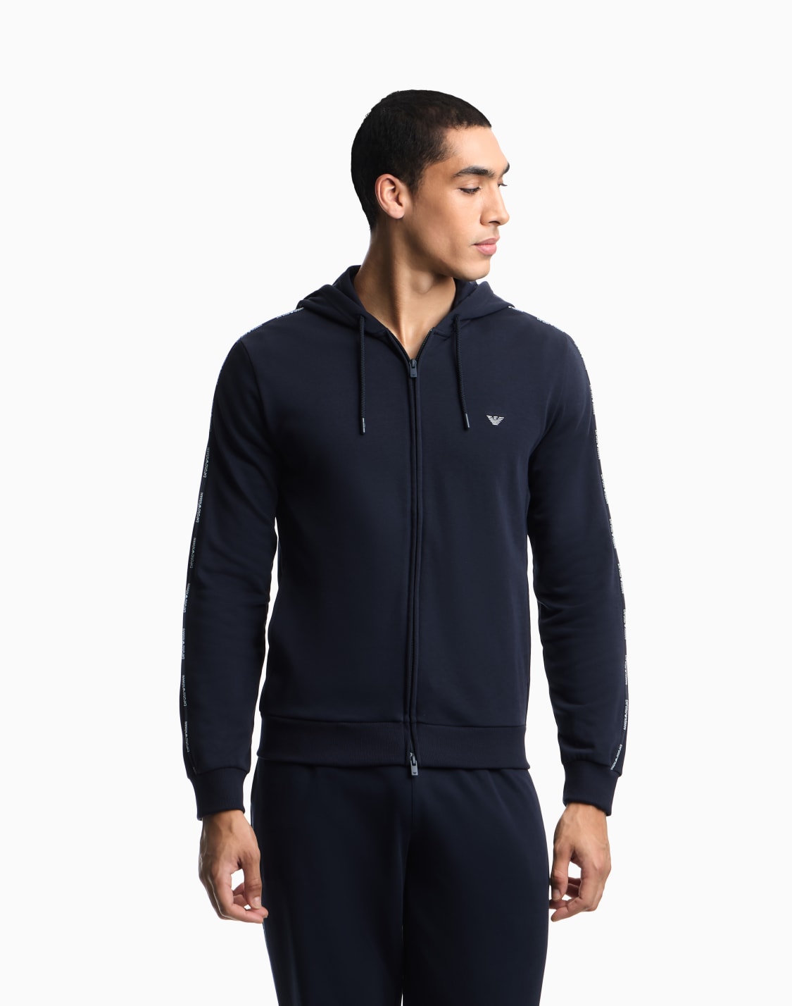 ラウンジウェア-ジップアップフディ-ジャジ-ロゴテプ-ネイビブル--emporio-armani