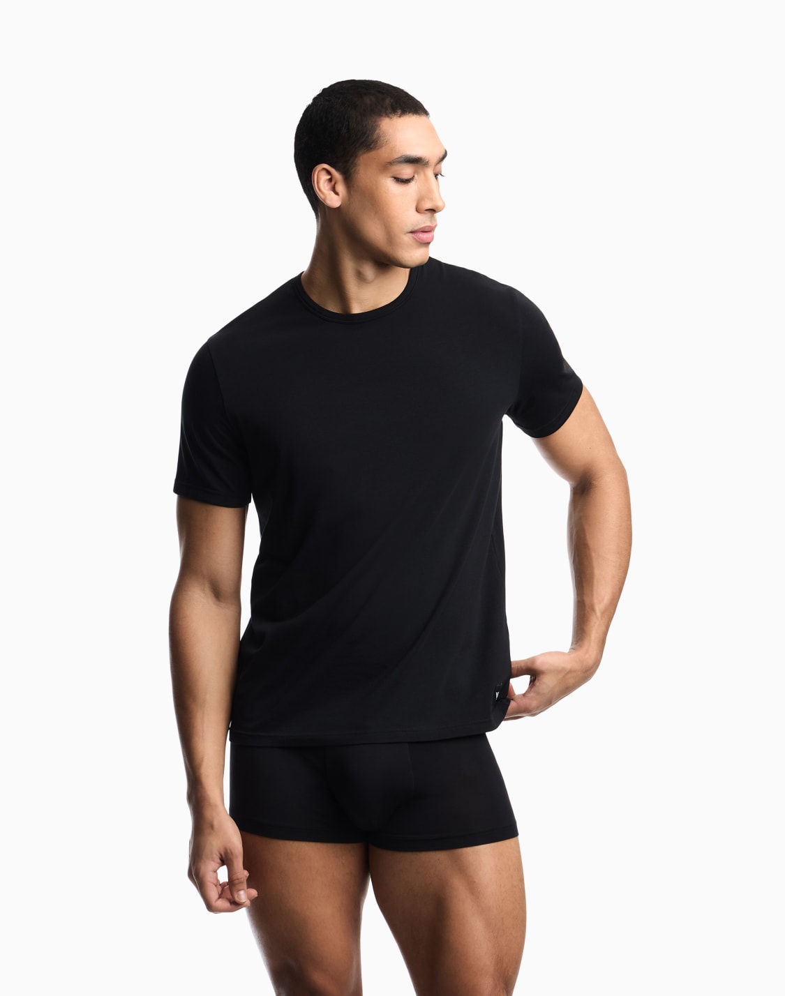 pack-de-2-camisetas-essential-logolabel-de-cuello-redondo-negro--emporio-armani