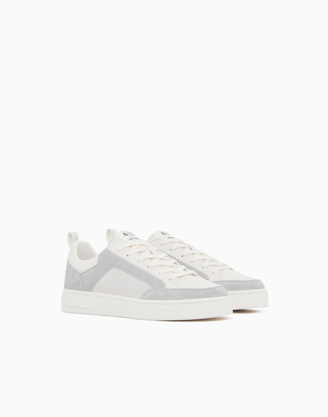 sneakers-in-pelle-con-inserti-in-camoscio-e-motivo-logo-bianco--armani-exchange
