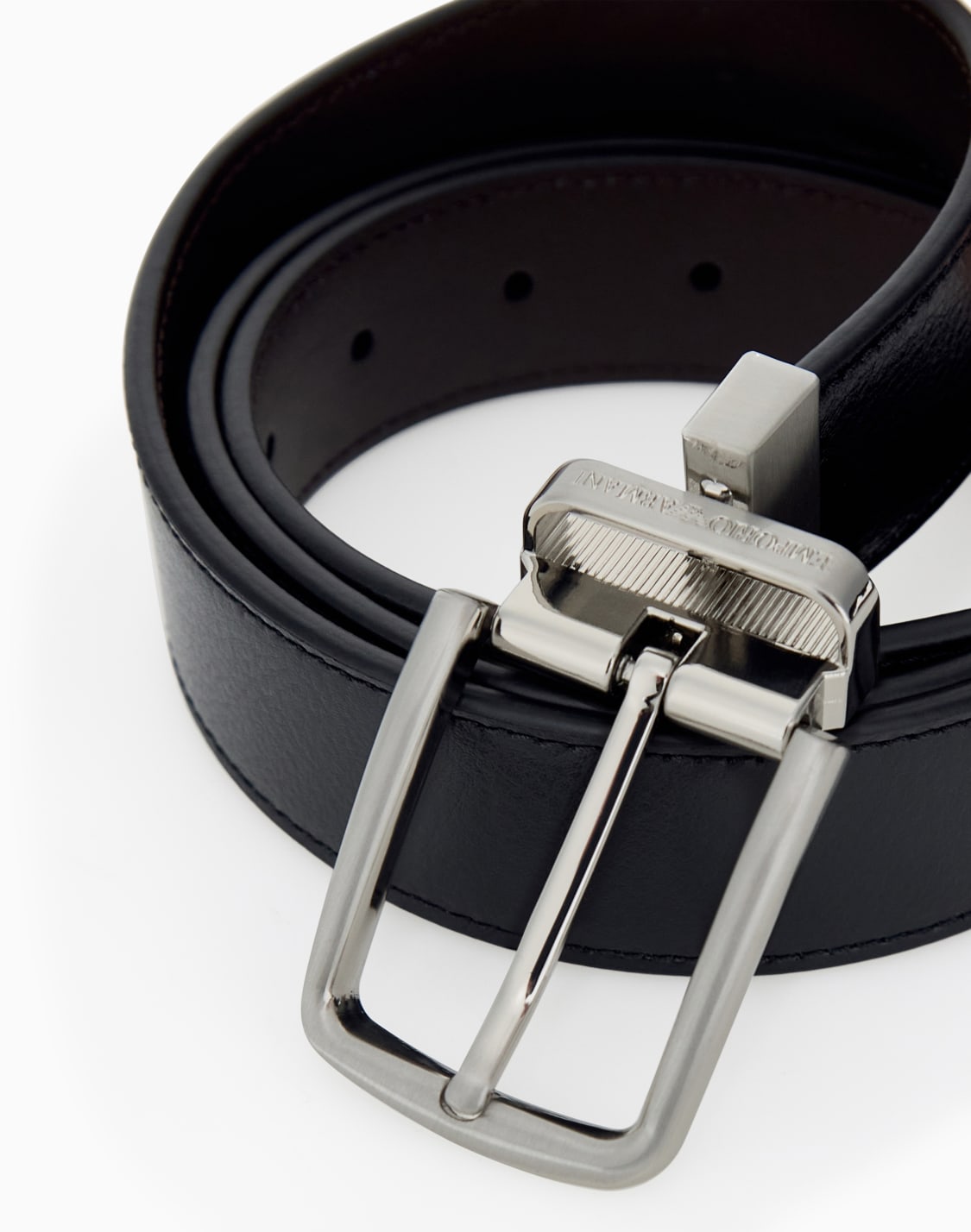 cintura-in-pelle-granata-e-liscia-con-fibbia-ad-ardiglione-nero--emporio-armani