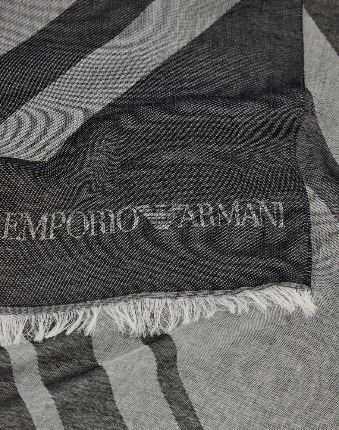 stole-in-viscose-and-cotton-with-diagonal-stripes-and-fringe-black--emporio-armani
