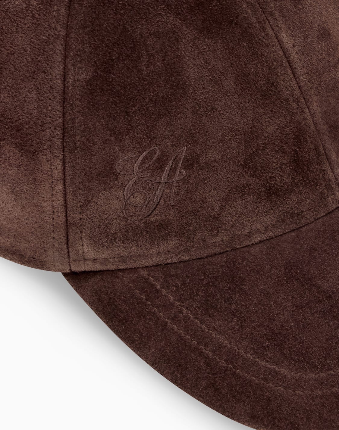 casquette-de-baseball-en-cuir-sud-visire-incurve-marron--emporio-armani