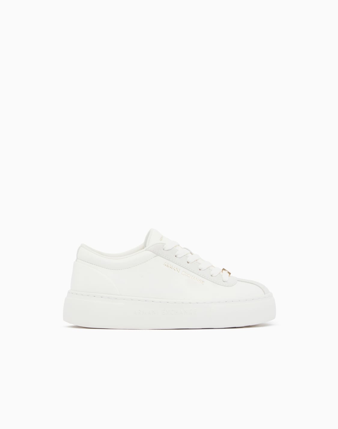 baskets-basses-avec-dtails-en-cuir-et-semelle-paisse-blanc--armani-exchange