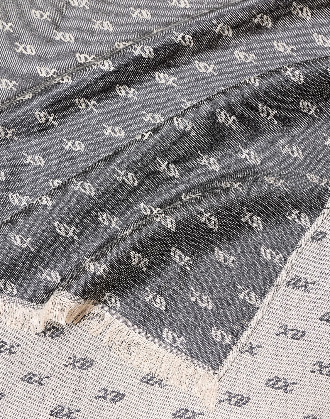 jacquard-scarf-in-viscose-blend-beige--armani-exchange