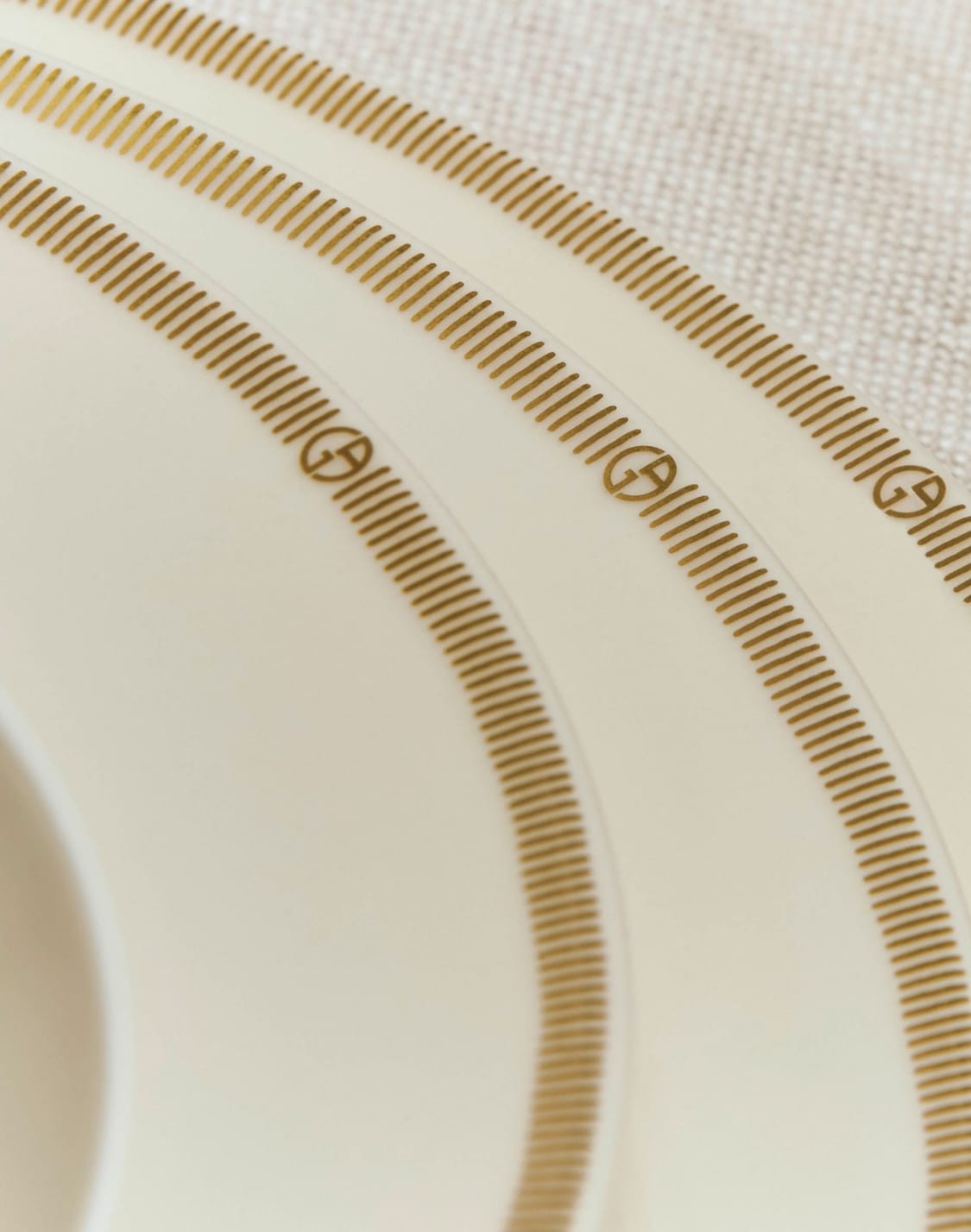 durer-piatti-oro--armani-casa