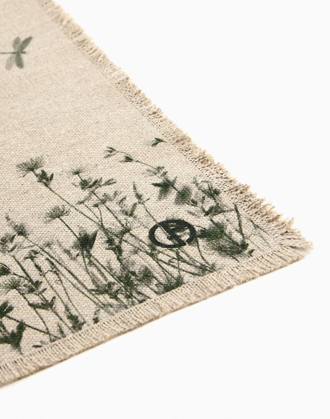 valli-placemat-green--armani-casa