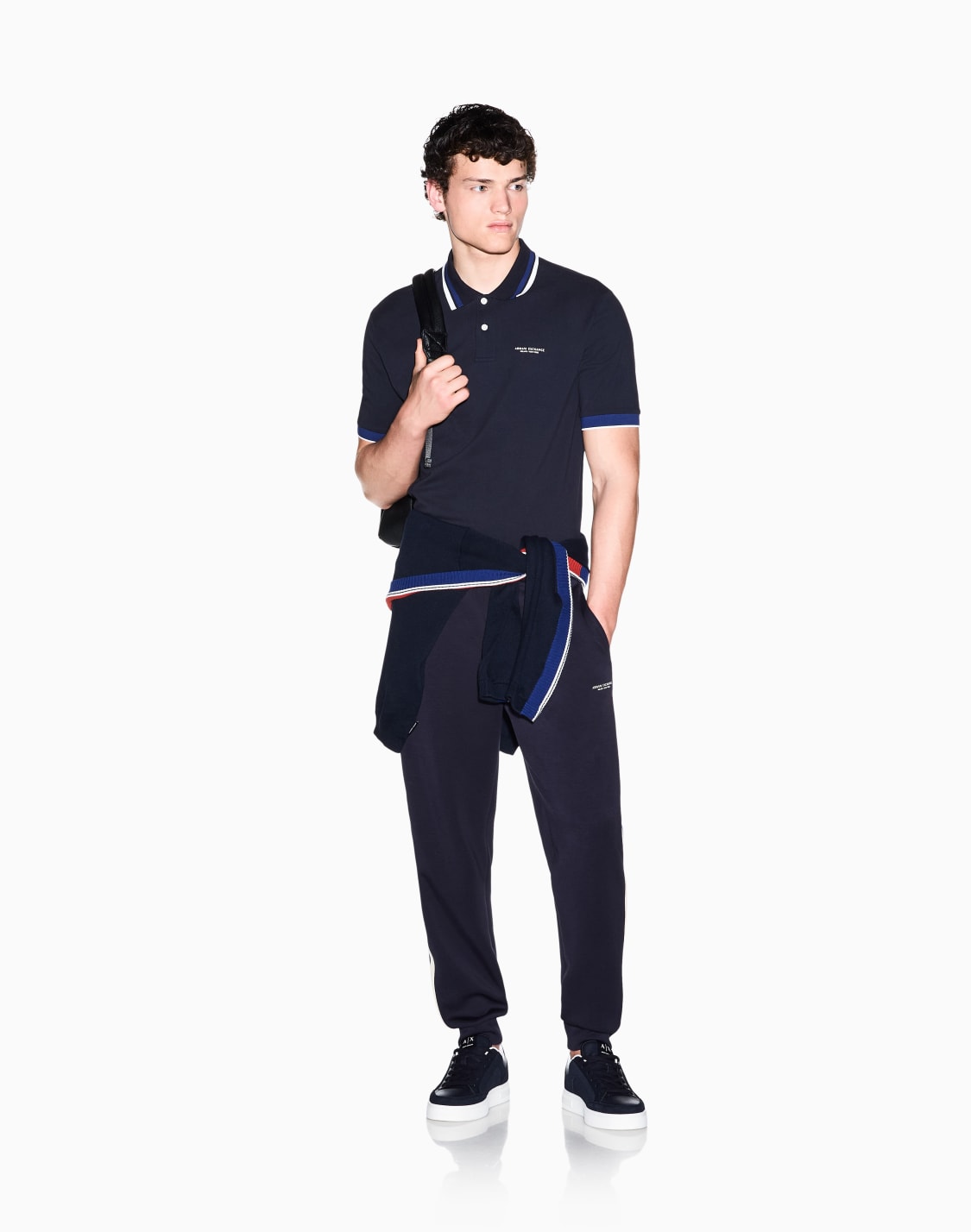 polo-de-punto-piqu-con-ribete-a-rayas-y-logotipo-bordado-azul-marino--armani-exchange