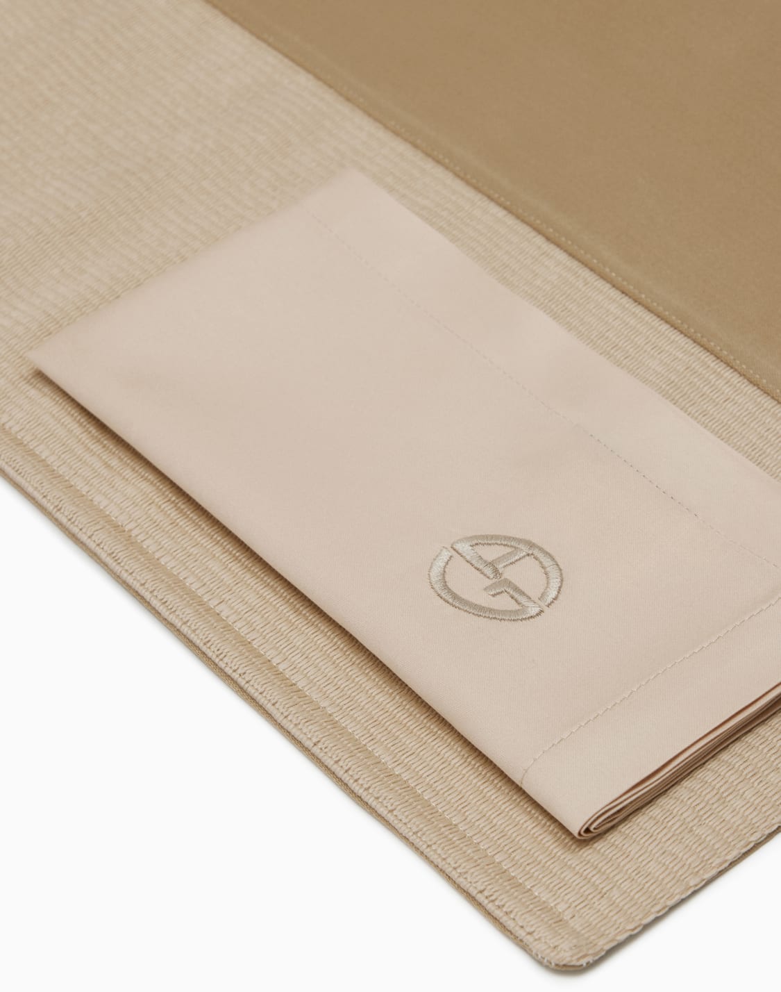 teresa-placemat-beige--armani-casa