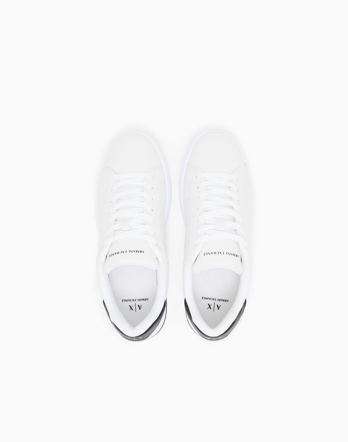 zapatillas-urban-chic-en-piel-ecolgica-saffiano-blanco--armani-exchange