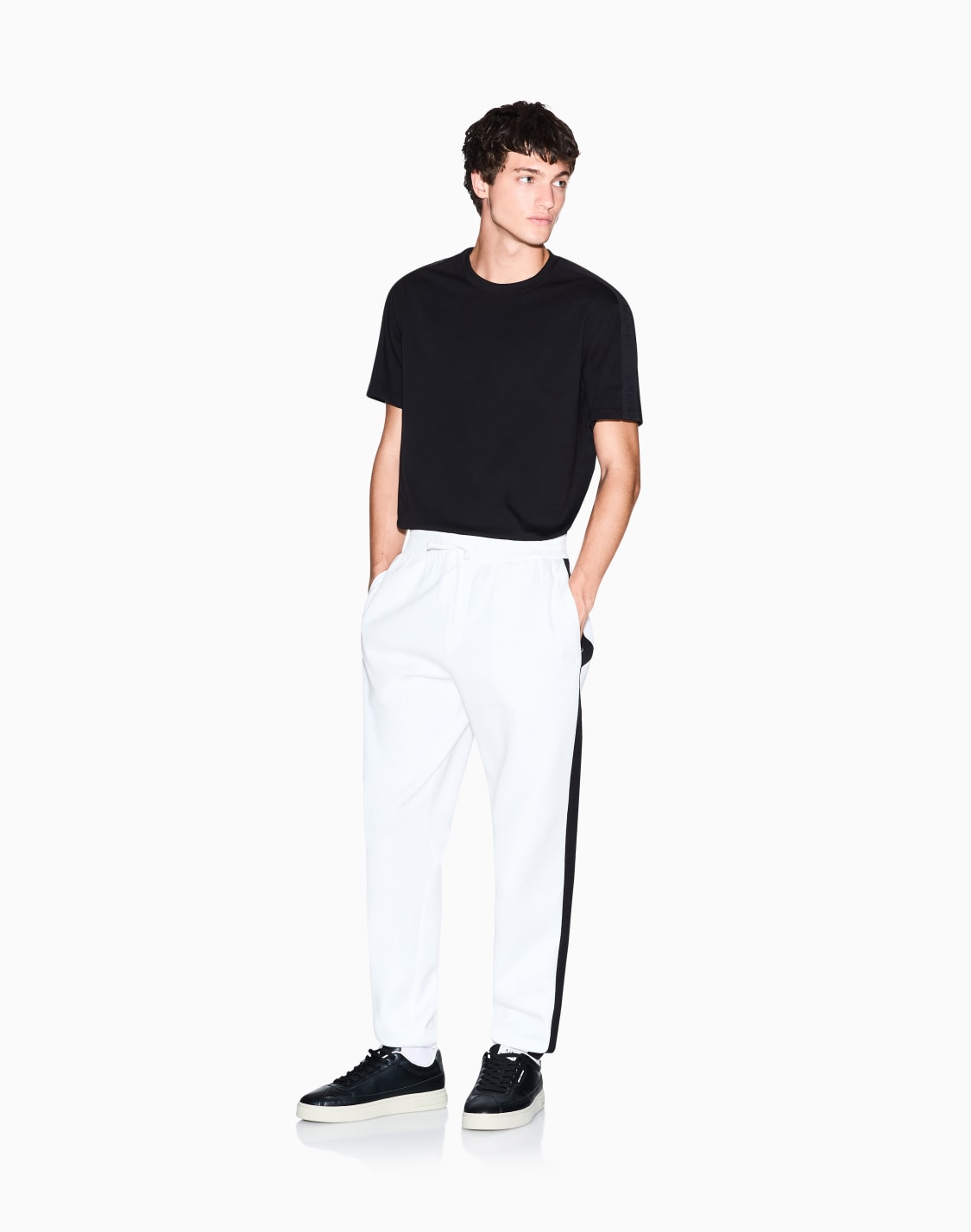 -regular-fit-t-shirt-in-cotton-jersey-black--armani-exchange