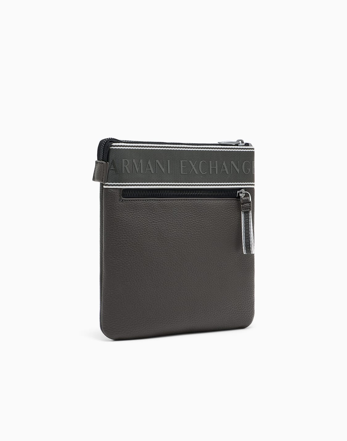 bandolera-plana-texturizada-con-bolsillo-frontal-y-correa-marrn--armani-exchange