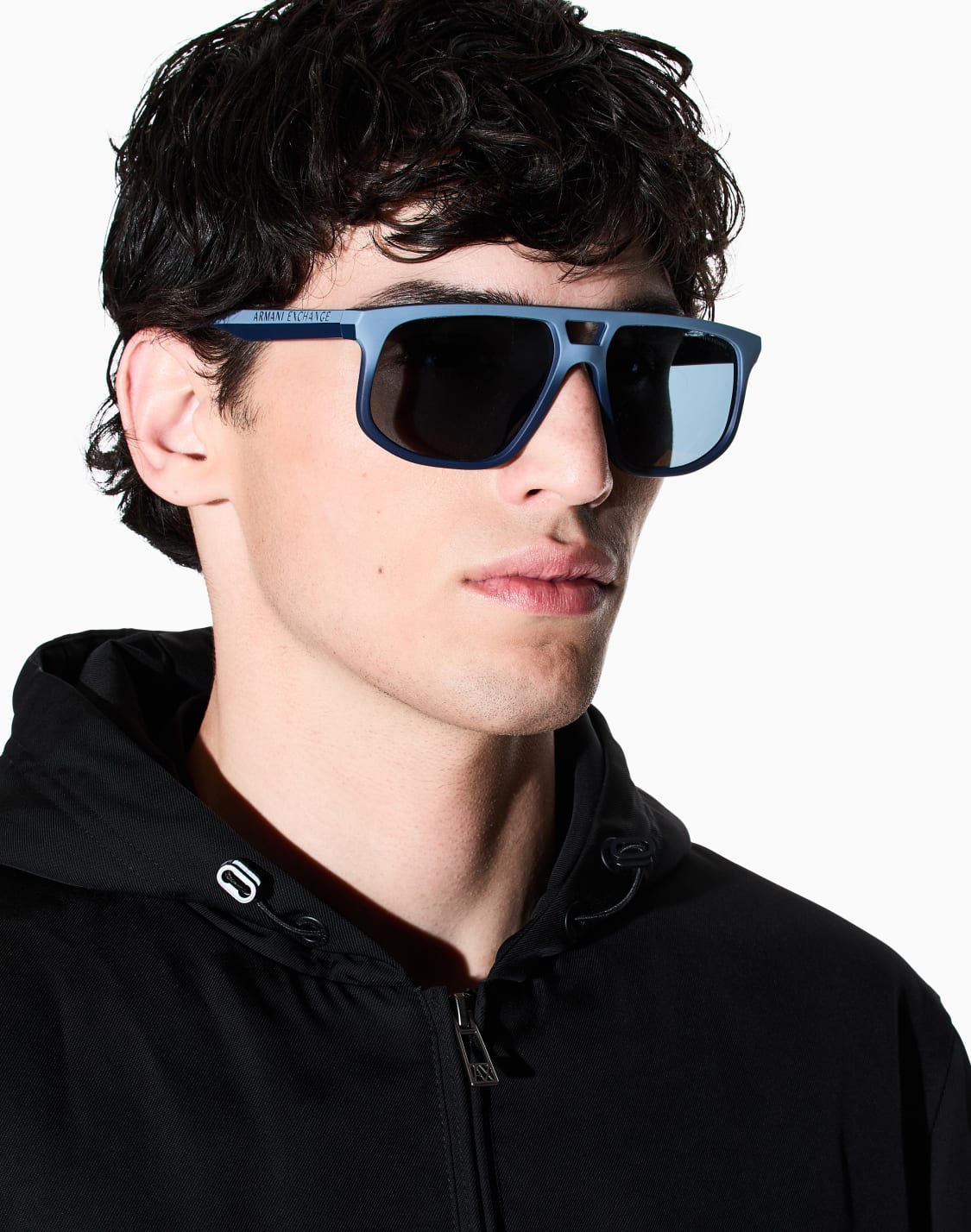 square-shaped-sunglasses-for-men-blue--armani-exchange