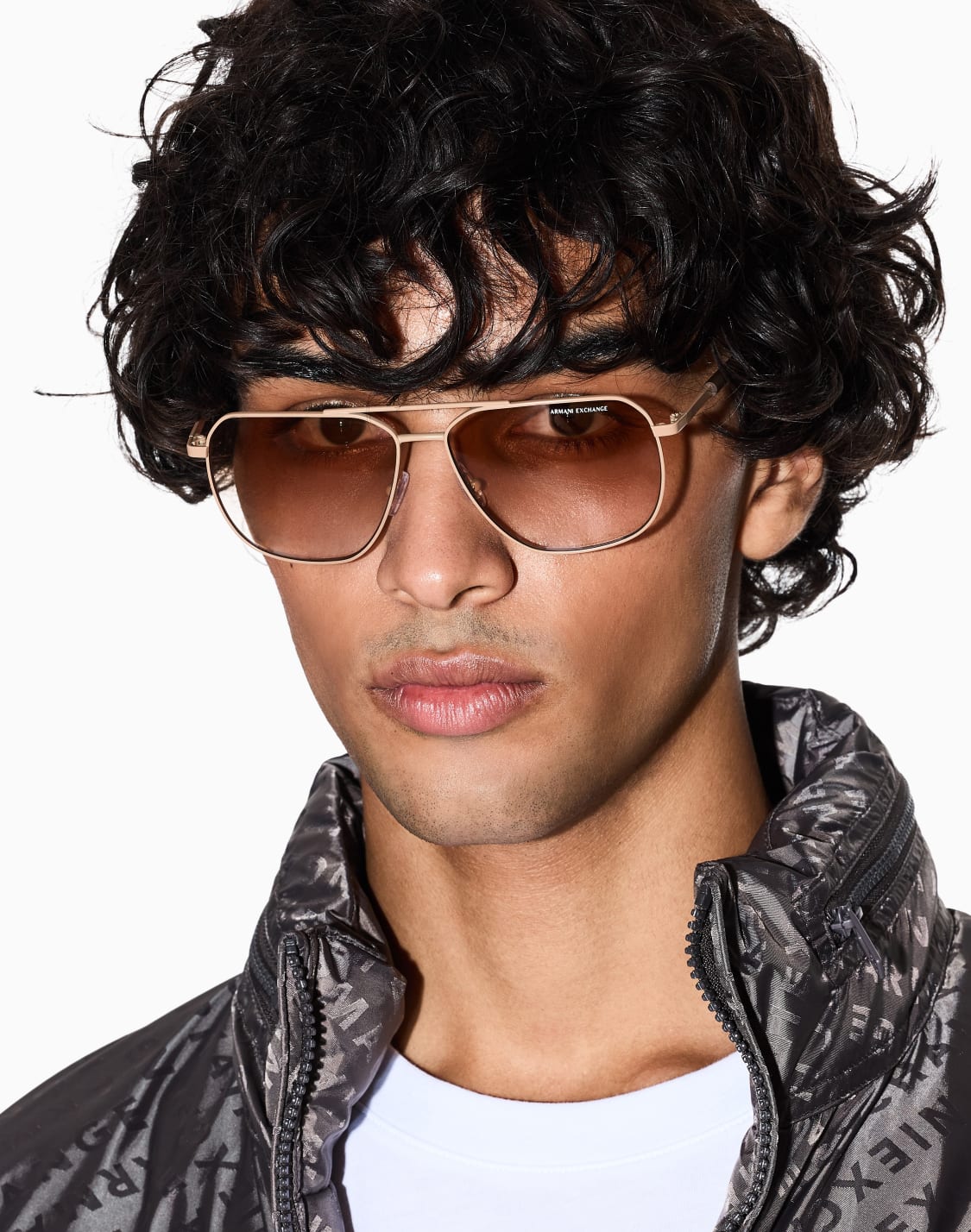 gafas-de-sol-para-hombre-con-forma-de-aviador-beige--armani-exchange