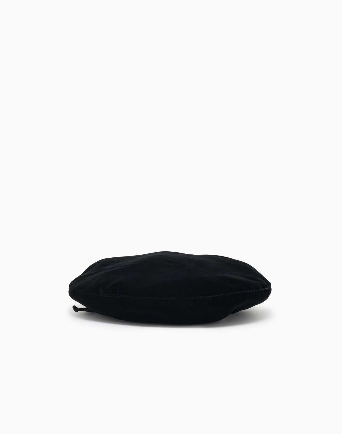 velvet-beret-black--emporio-armani