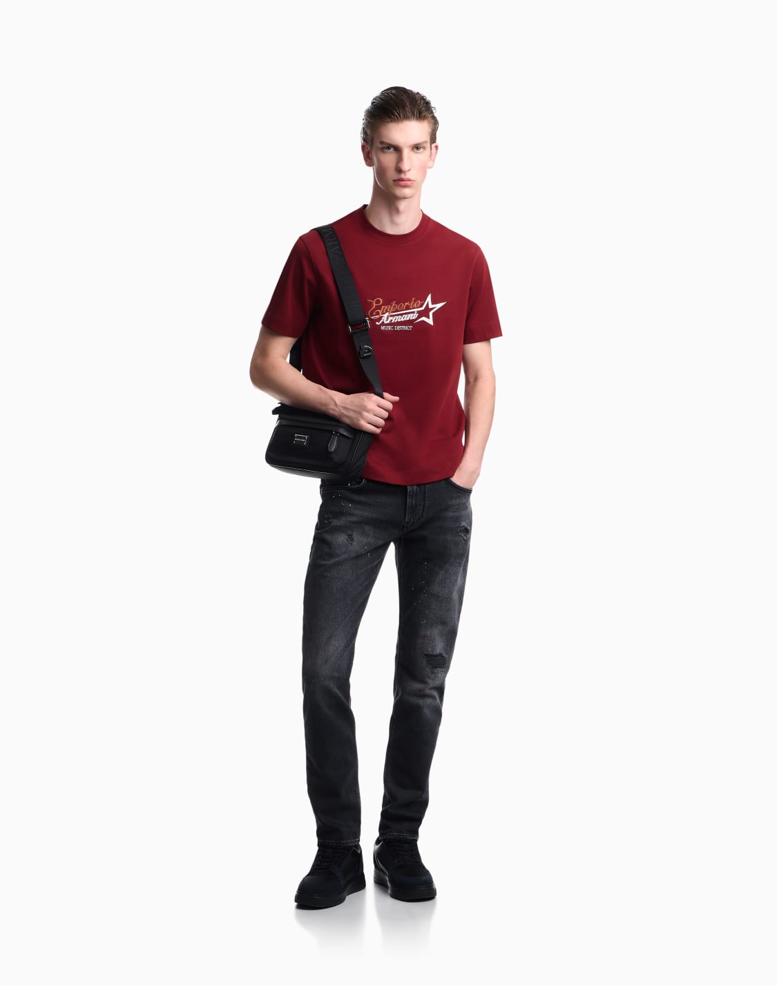 t-shirt-vestibilit-regular-in-jersey-di-cotone-pesante-rosso--emporio-armani