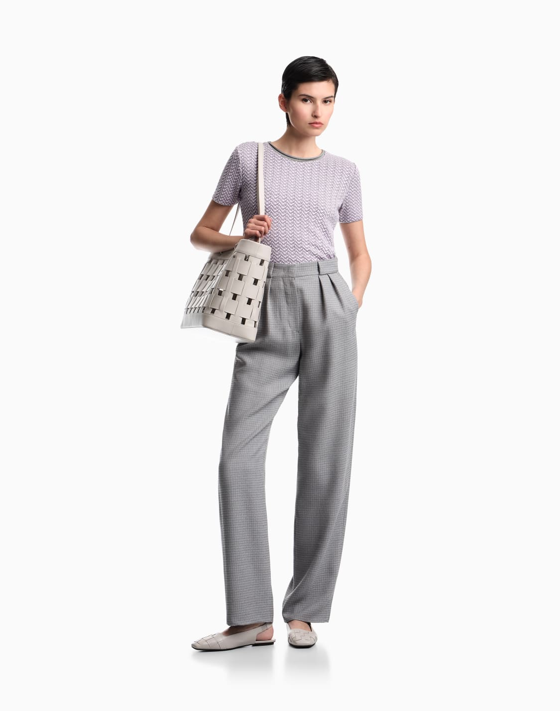 camiseta-de-punto-jacquard-con-motivo-geomtrico-morado--emporio-armani