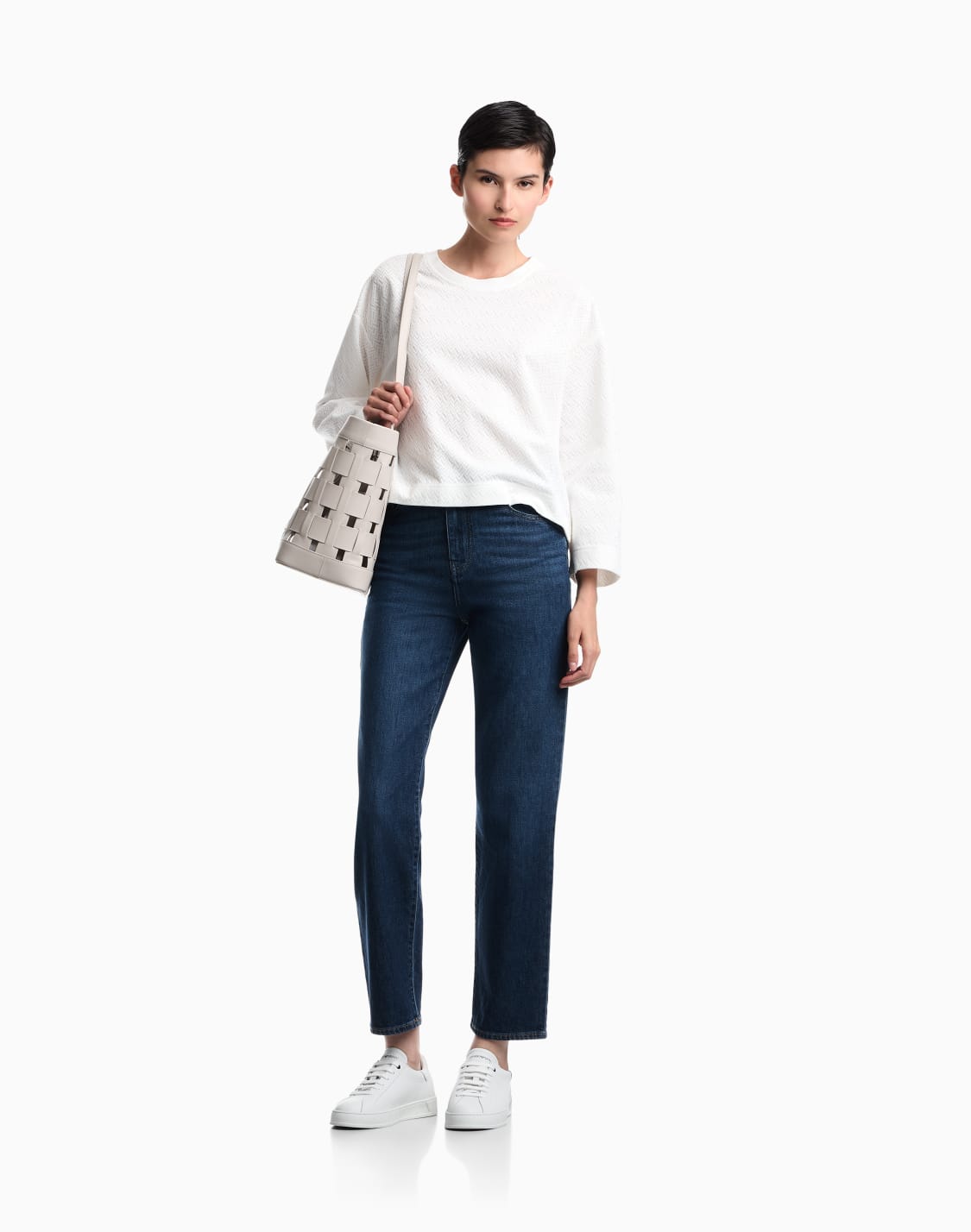 vaqueros-rectos-de-cinco-bolsillos-con-efecto-desgastado-azul--emporio-armani