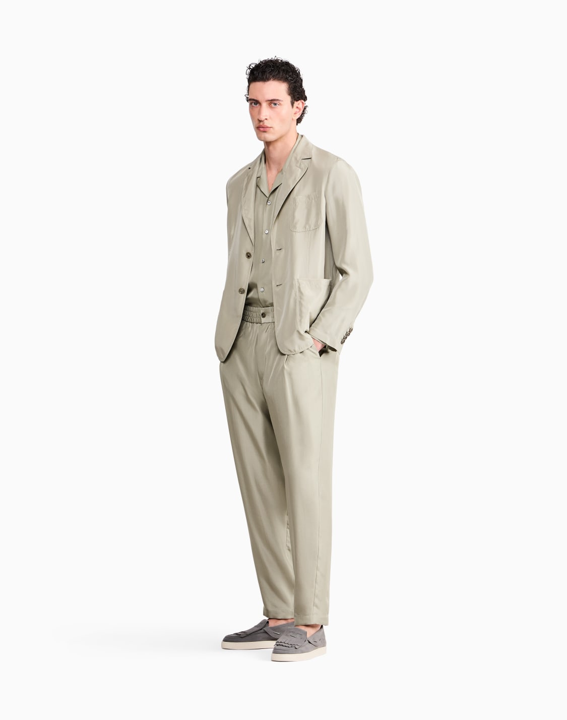 pantalon-coupe-large-en-soie-habotai-unie-vert--giorgio-armani