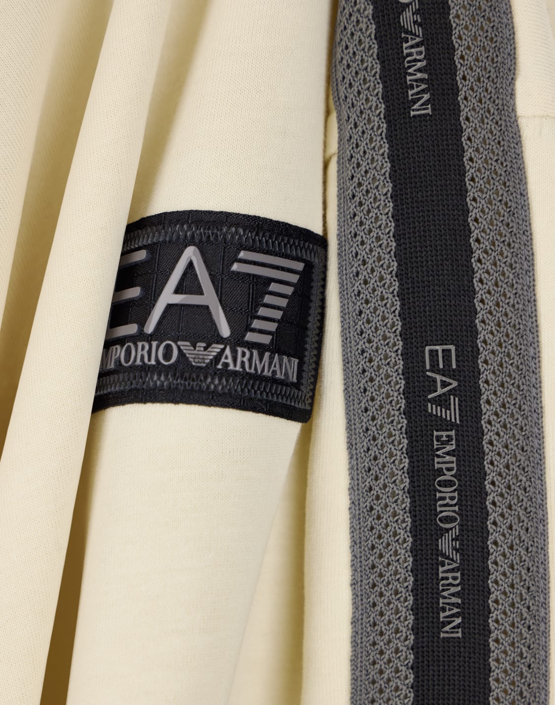 コットン-tシャツ-logo-series-ボイズ-ベジュ--ea7