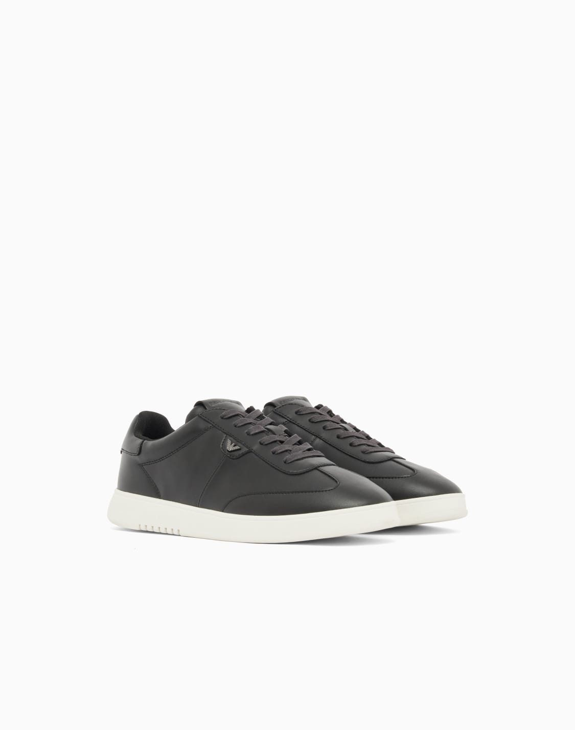 leather-sneakers-with-eagle-plate-black--emporio-armani