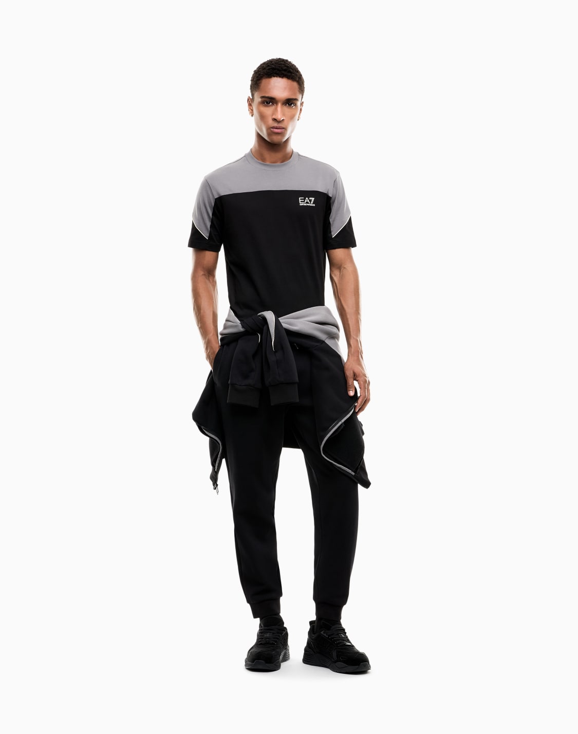 regular-fit-t-shirt-in-cotton-jersey-black--ea7