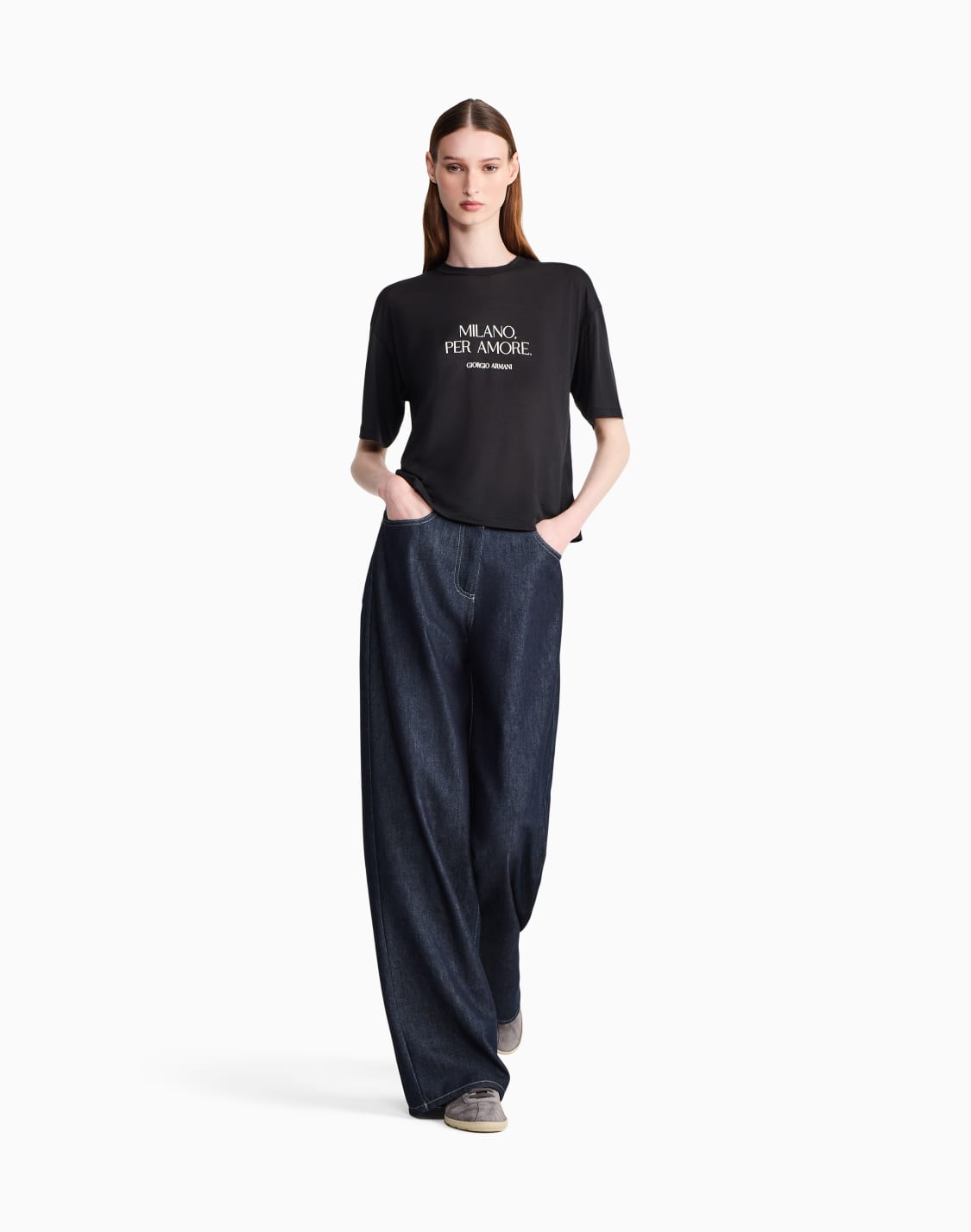 t-shirt-oversized-lightweight-jersey-placed-print-black--giorgio-armani
