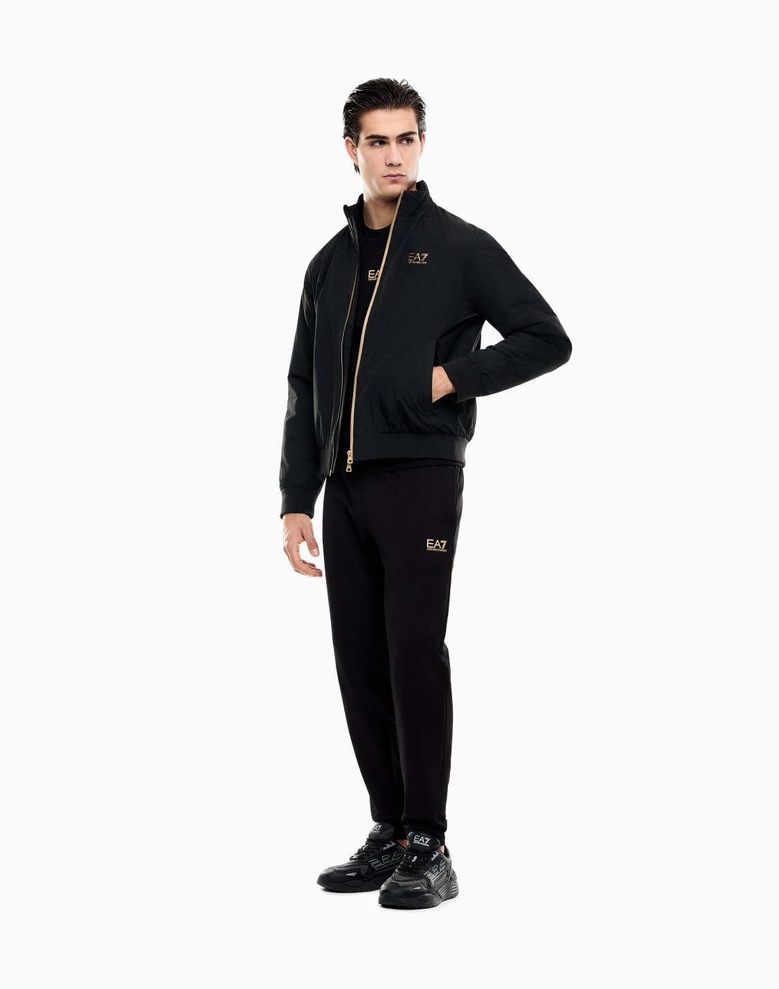 bomberjacke-aus-funktionsgewebe-mit-stehkragen-core-identity-schwarz--ea7