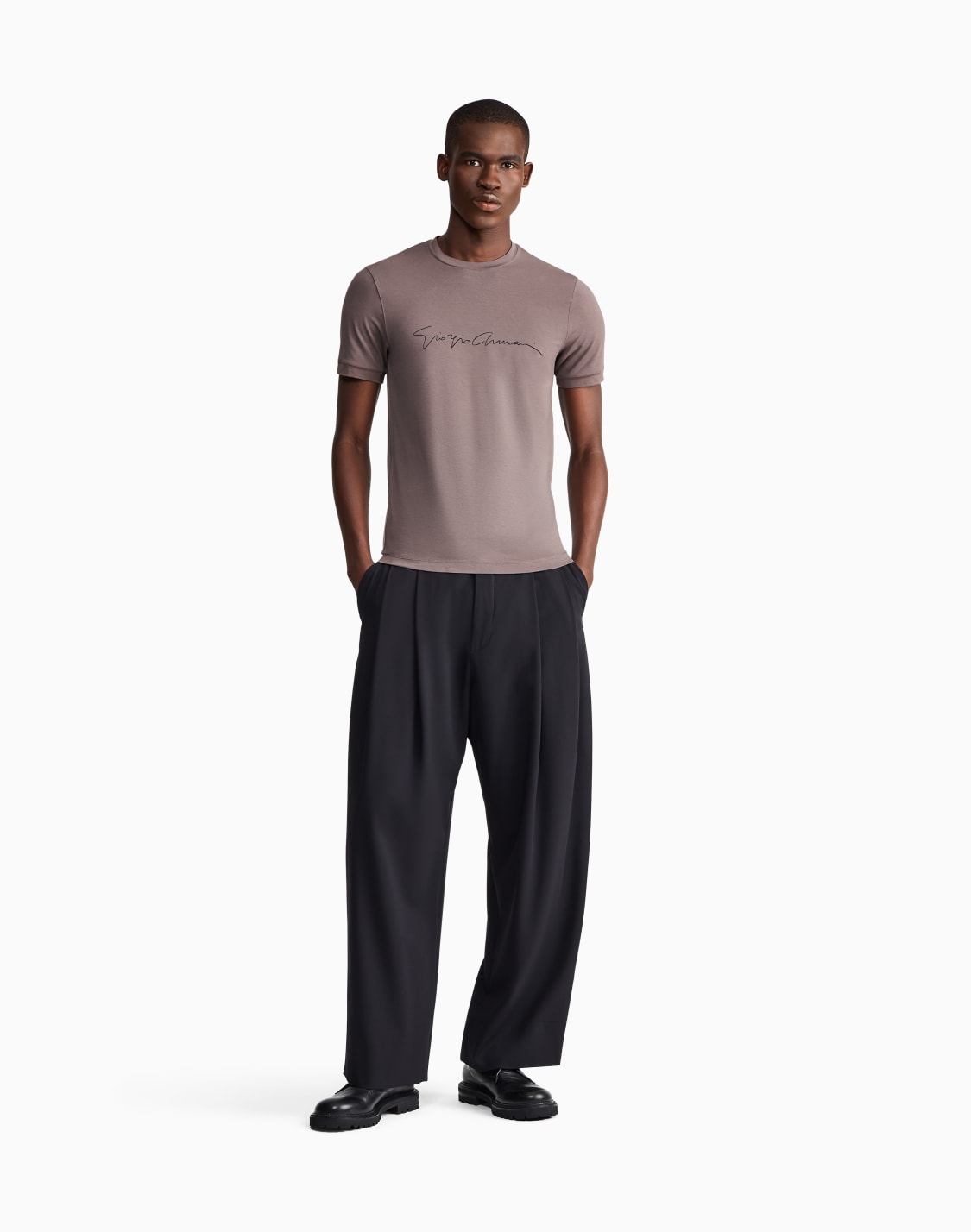 t-shirt-en-viscose-stretch-avec-logo-emblmatique-marron--giorgio-armani