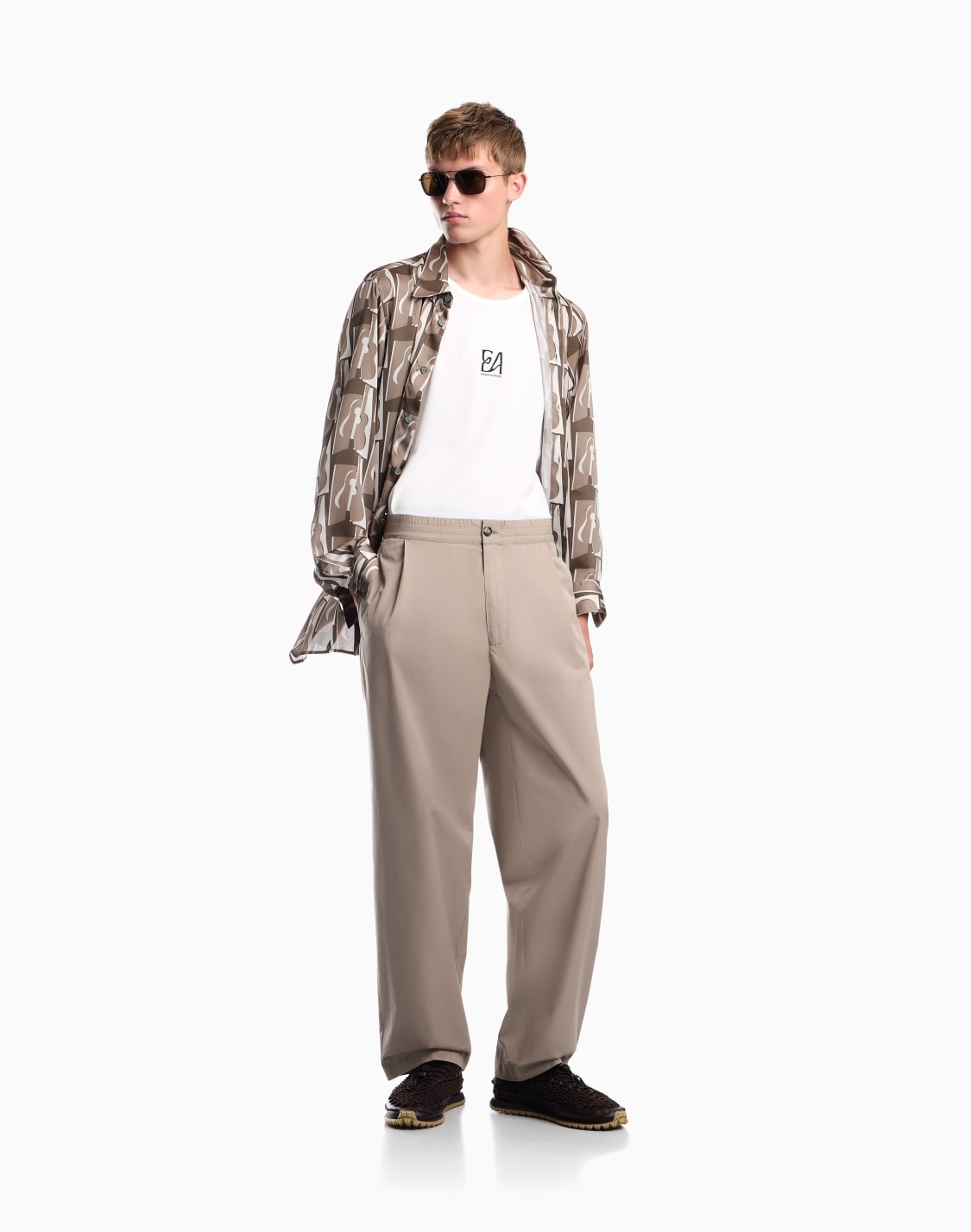 regular-fit-cotton-poplin-trousers-with-elasticated-waist-beige--emporio-armani