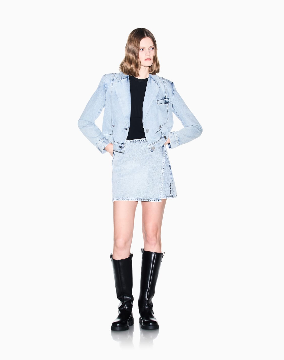 schmal-geschnittener-minirock-in-wickeloptik-aus-denim-blau--armani-exchange