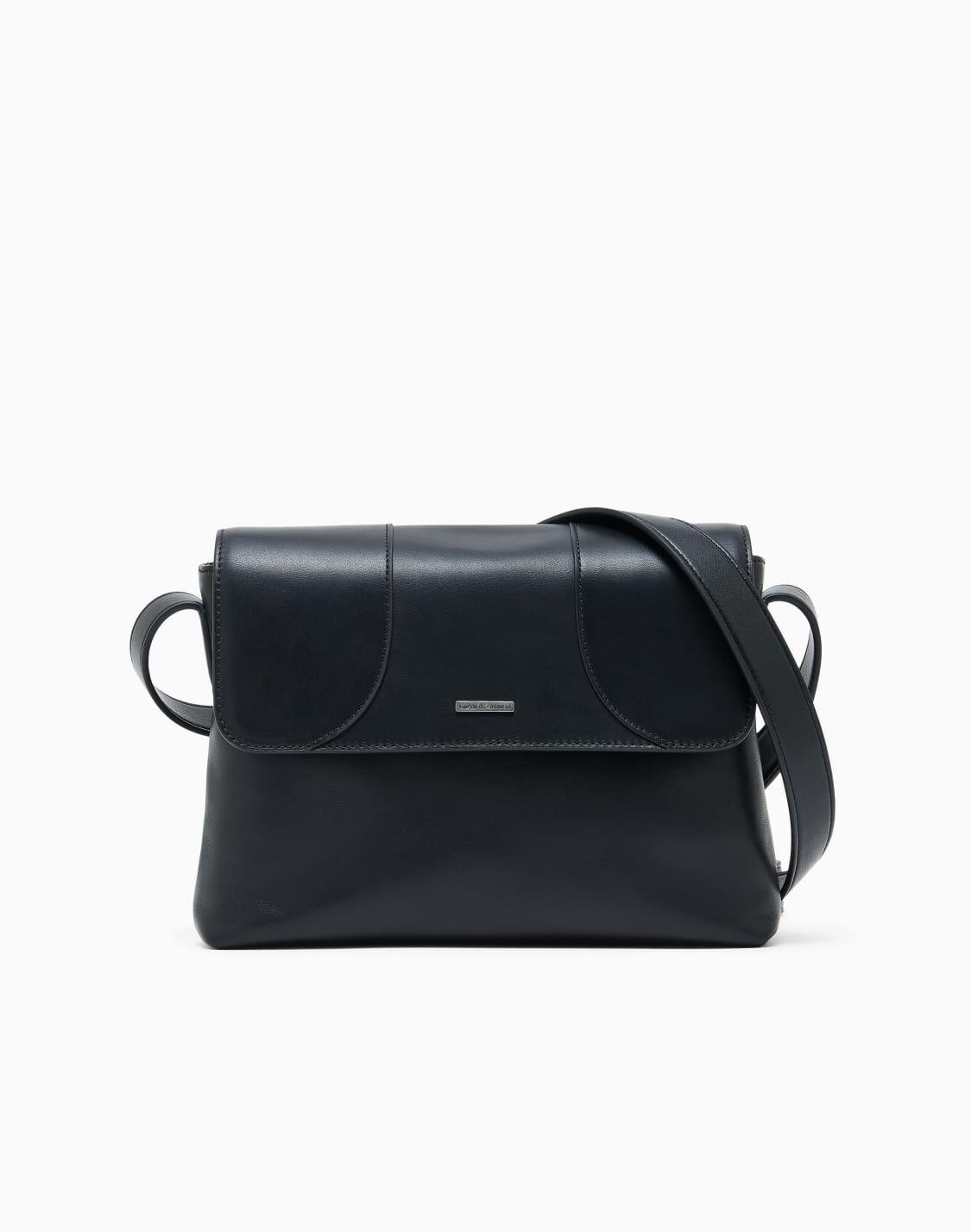 crossbody-bag-in-leather-with-magnetic-flap-closure-black--emporio-armani