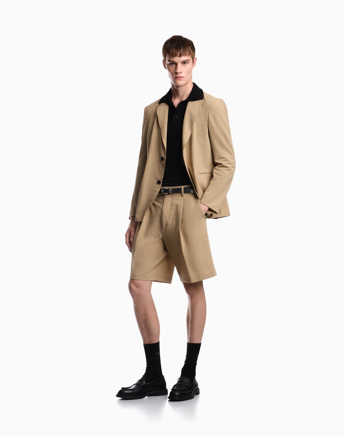 blazer-de-tejido-seersucker-con-relleno-de-plumn-beige--emporio-armani