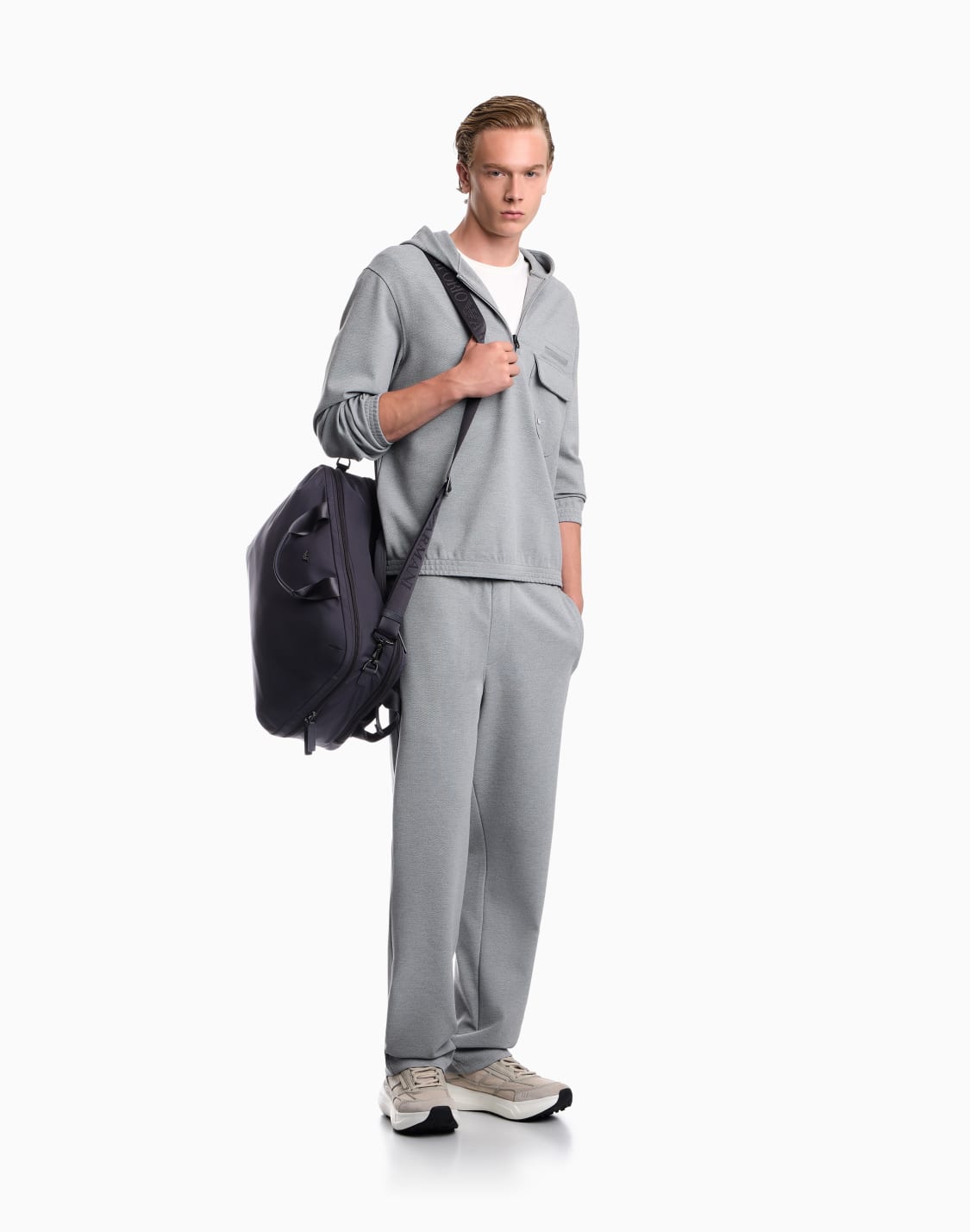 jersey-piqu-travel-essential-pants-grey--emporio-armani
