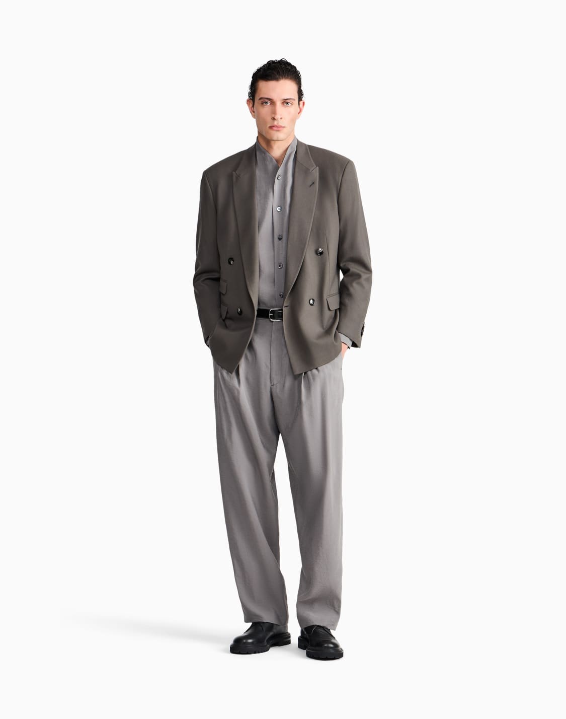 chemise-en-mlange-de-soie-lave-avec-petit-col-en-v-gris--giorgio-armani